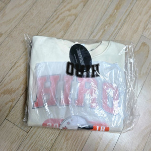 히로 겨투 카키