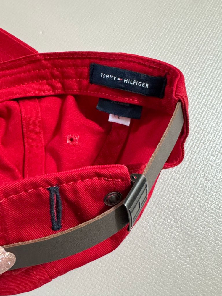 새상품) 타미힐피거 모자 레드색상 +검정모자--1