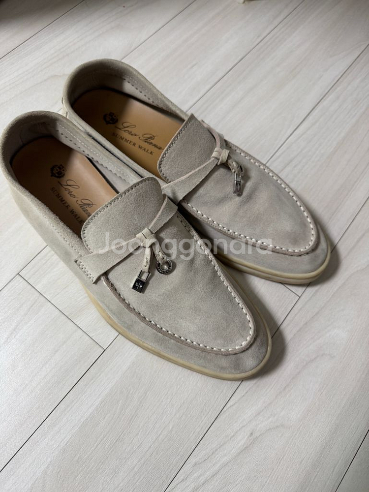 로로피아나로퍼 42사이즈--0