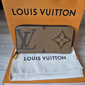 루이비통 지피 월릿 모노그램 리버스 장지갑