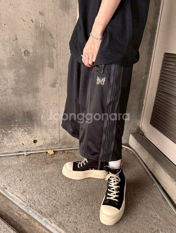 [새상품] 니들스 H.D. 쇼츠 트랙 팬츠 (차콜/S)--0