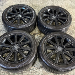 아우디A6 엔트리 정품 18인치 휠타이어