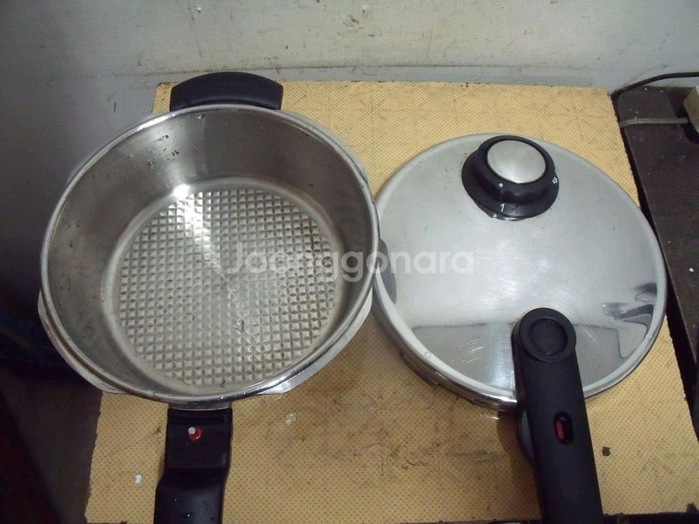 독일휘슬러2.5리터압력솥 1845에디션--2