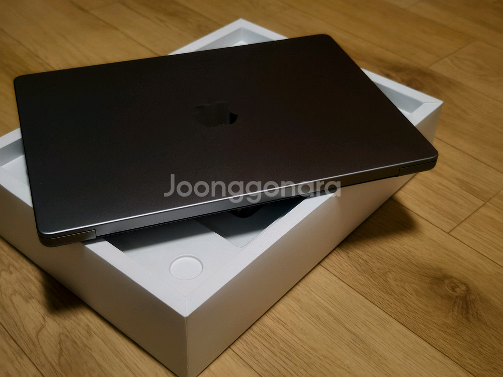 애플 맥북프로 14 M3 8G 512GB 애플케어 26년 12월--5