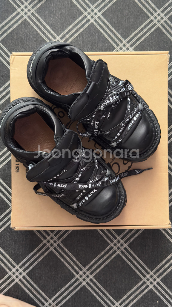 [뉴락] NEW ROCK 메탈릭 탱크 120NSHLACE-S1 플랫폼 로우컷 스니커즈 로고스트랩 블랙--2