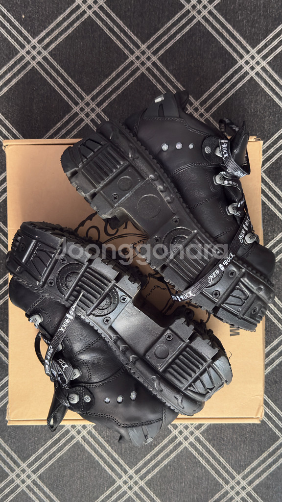 [뉴락] NEW ROCK 메탈릭 탱크 120NSHLACE-S1 플랫폼 로우컷 스니커즈 로고스트랩 블랙--3