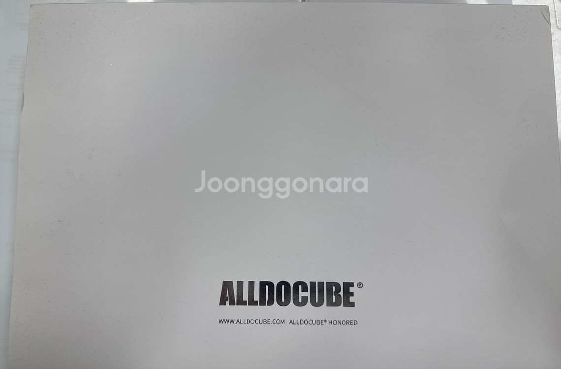 올도큐브 IPLAY 50 PRO 팝니다. 10.4 인치 프로 모델 입니다.--1