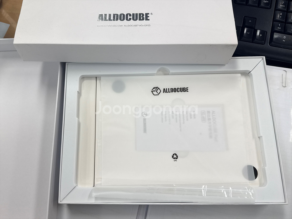 올도큐브 IPLAY 50 PRO 팝니다. 10.4 인치 프로 모델 입니다.--2