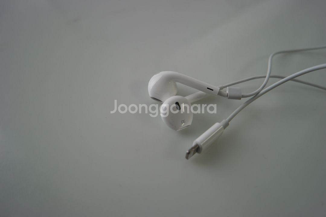 애플 아이폰 아이팟 정품 이어폰 판매 합니다! 3.5mm aux용--0