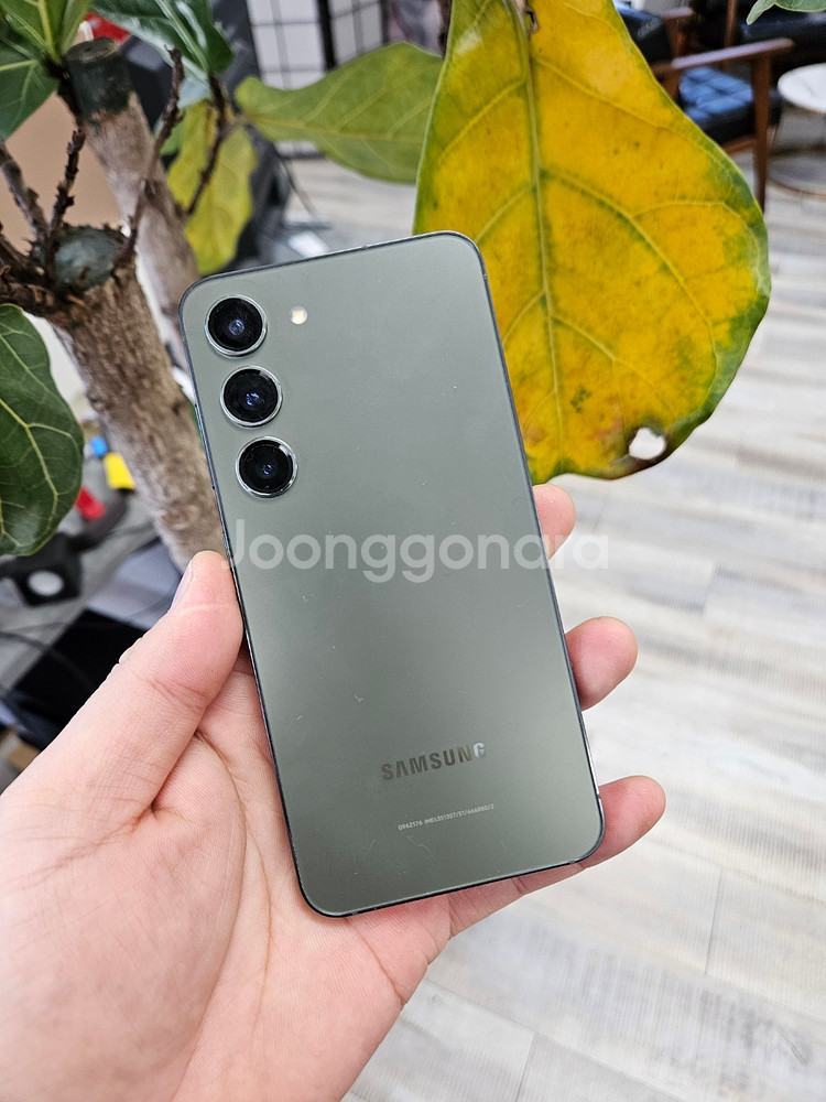 실사진 삼성 갤럭시s23 판매 중고폰 S911무잔상--0