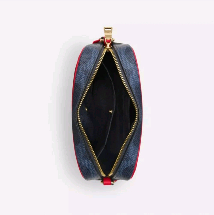 코치 캔버스 크로스백 이미지