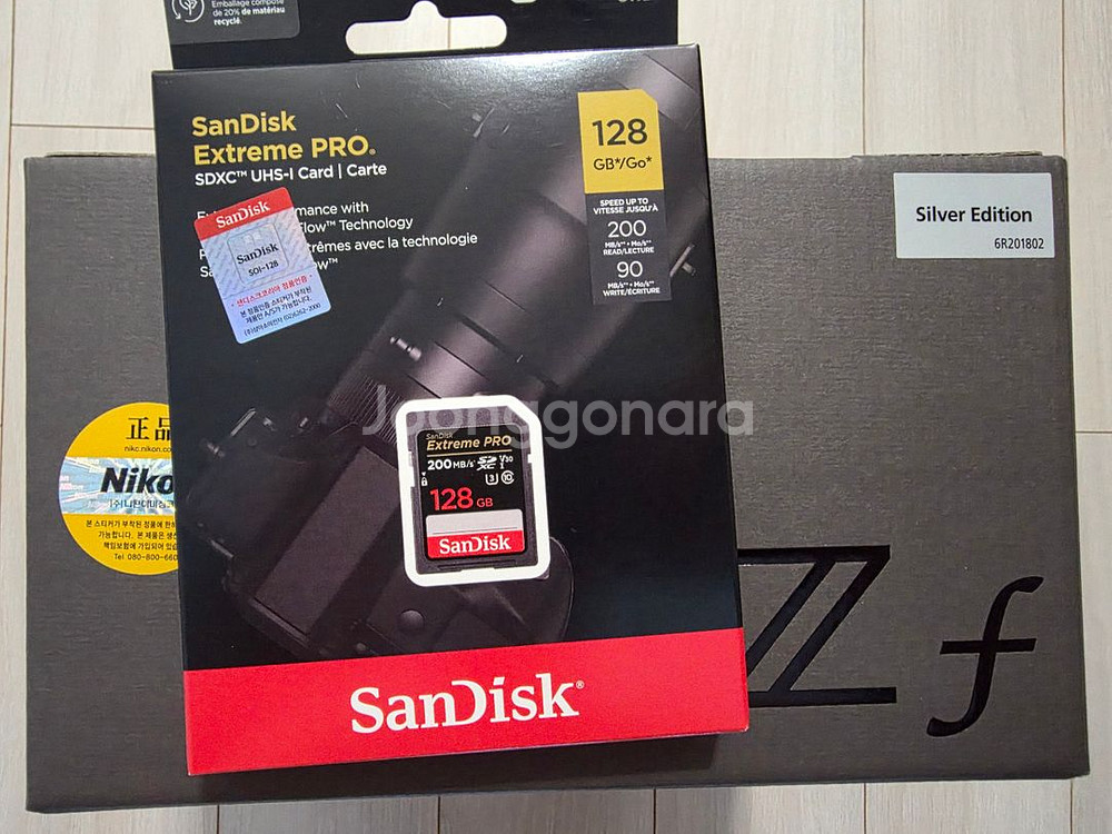 니콘 ZF 실버 에디션 새상품--0