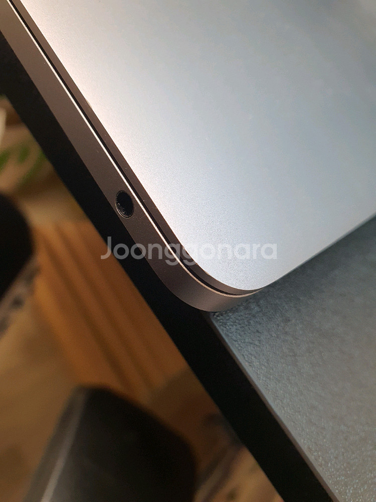 맥북 프로 2020 13인치 터치바 m1 16 512--3