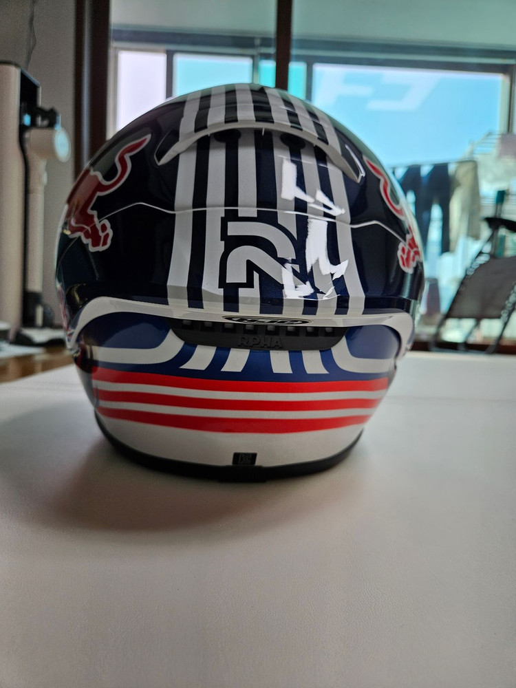 오토바이 헬멧 (HJC 알파1 레드불 바이크 헬멧) 이미지