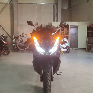 혼다 pcx125abs 21년식 4만km 소모품올교환 점검완료:)