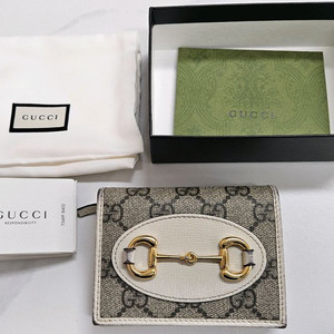 구찌 GG 수프림 호스빗 카드지갑