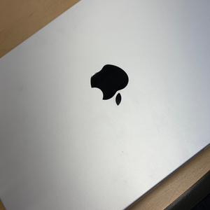 맥북프로 M3 14인치 512G / 18G