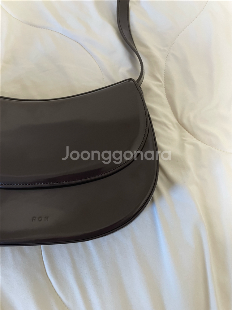 ROH로서울 크로스백 (단종제품,원가238,000)--2