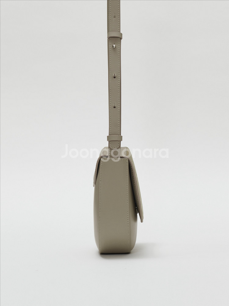 ROH로서울 크로스백 (단종제품,원가238,000)--6