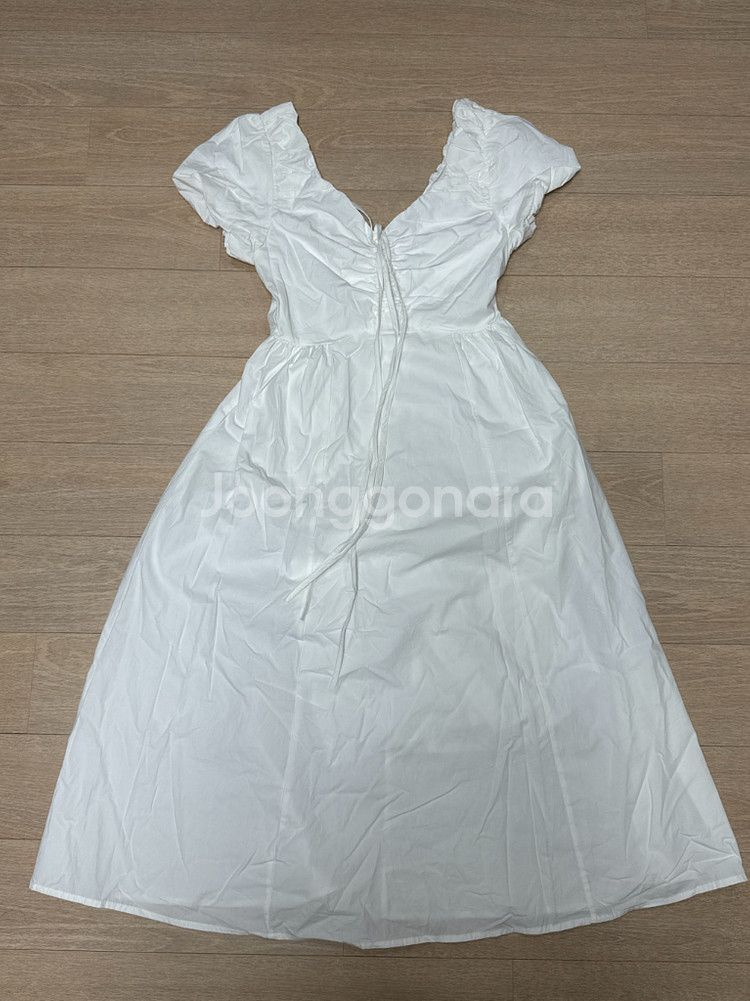 화이트 반팔 퍼프 원피스--0