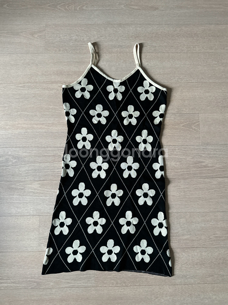 플라워 패턴 니트 나시원피스--2