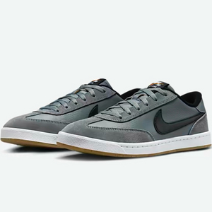 나이키 SB 새제품 260. 265