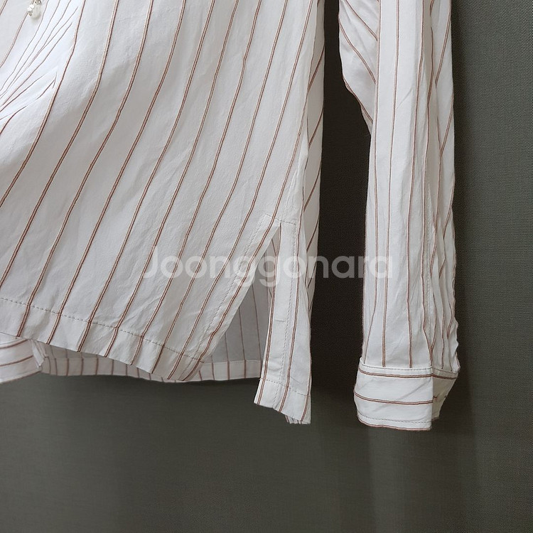 한섬 래트 2024 스트라이프 스트링 블라우스 S사이즈(택달린새제품)--3