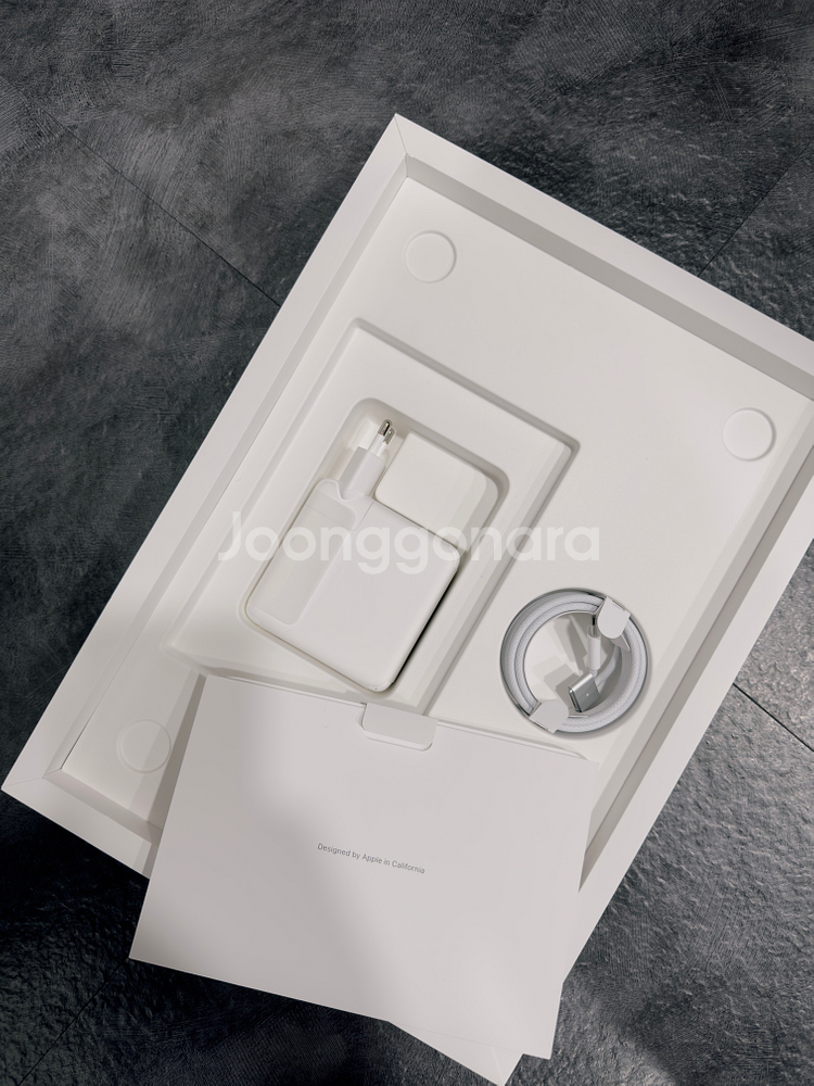 민트급 맥북프로 M3 MAX 맥스 14인치 36GB 1TB 실버 팝니다.--3