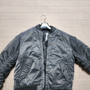 시리즈 ma 1 다운 패딩