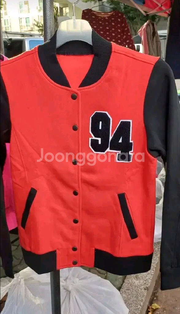 M사이즈 약기모 야구점퍼2&후드(집업)티셔츠3 일괄--0