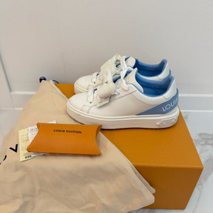루이비통 타임아웃 스니커즈