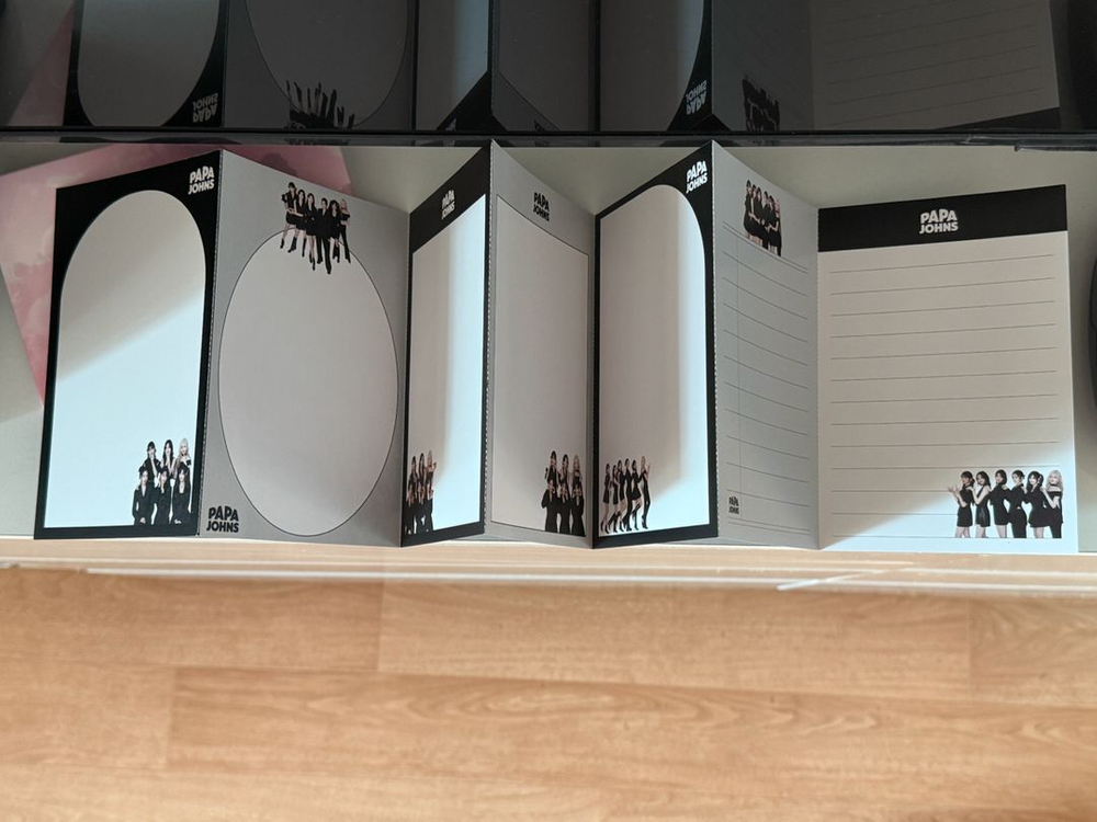 아이브 파파존스 콜라보 포스트카드 스티커 세트 이미지