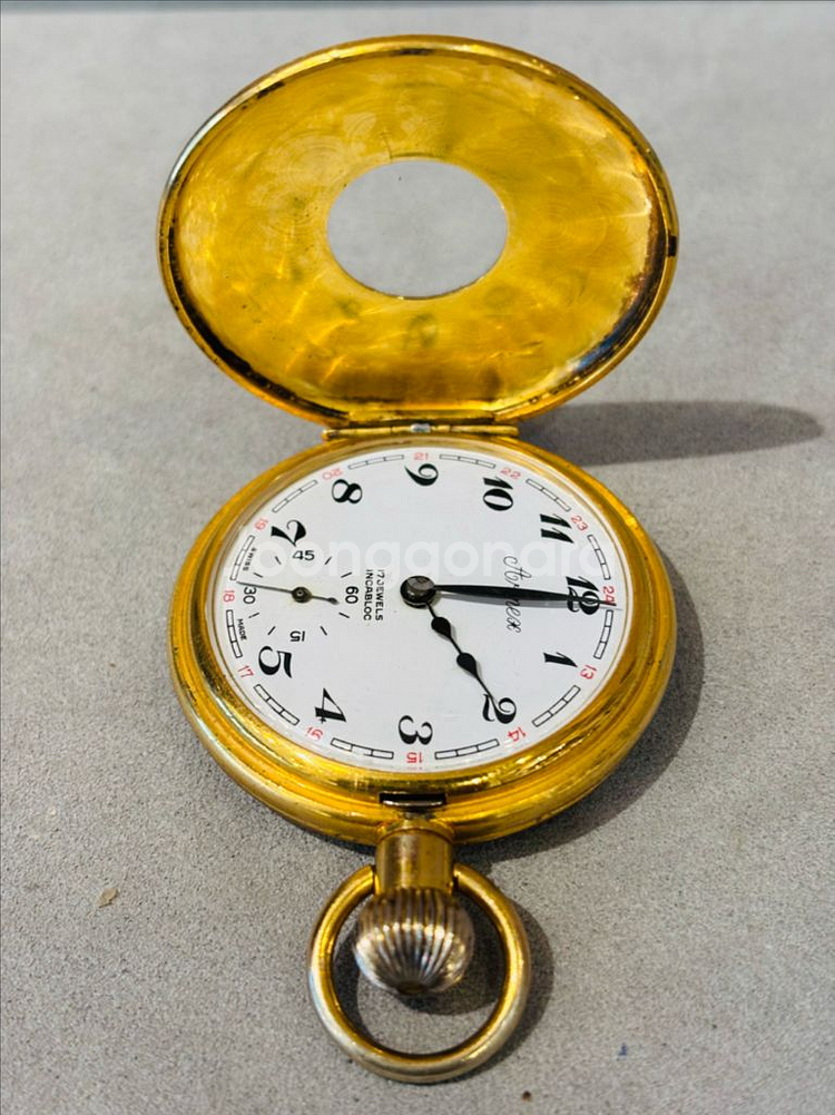 빈티지 골드 케이스 탁상시계--2