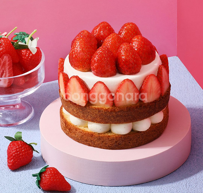 파리바게트 생딸기 듬뿍 프레지에 케이크 기프티콘--0