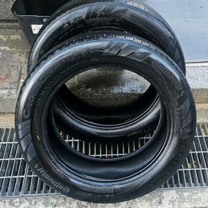 컨티넨탈 콘티넨탈 크로스 컨텍트 중고타이어 팝니다. 235 55 19