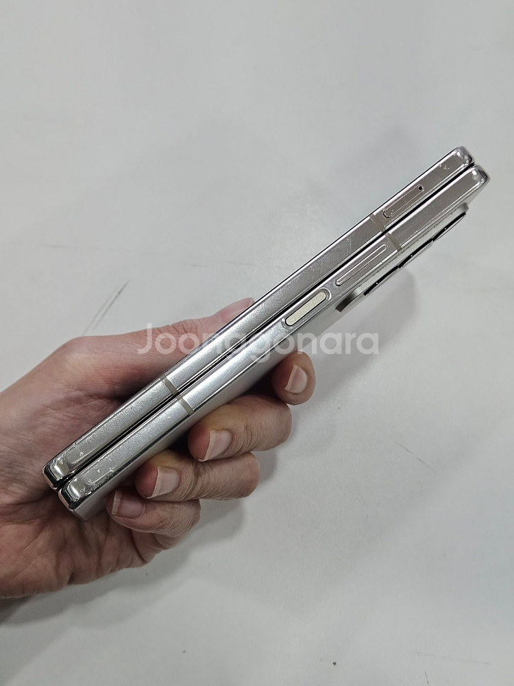 갤럭시Z폴드4 256GB 베이지--2