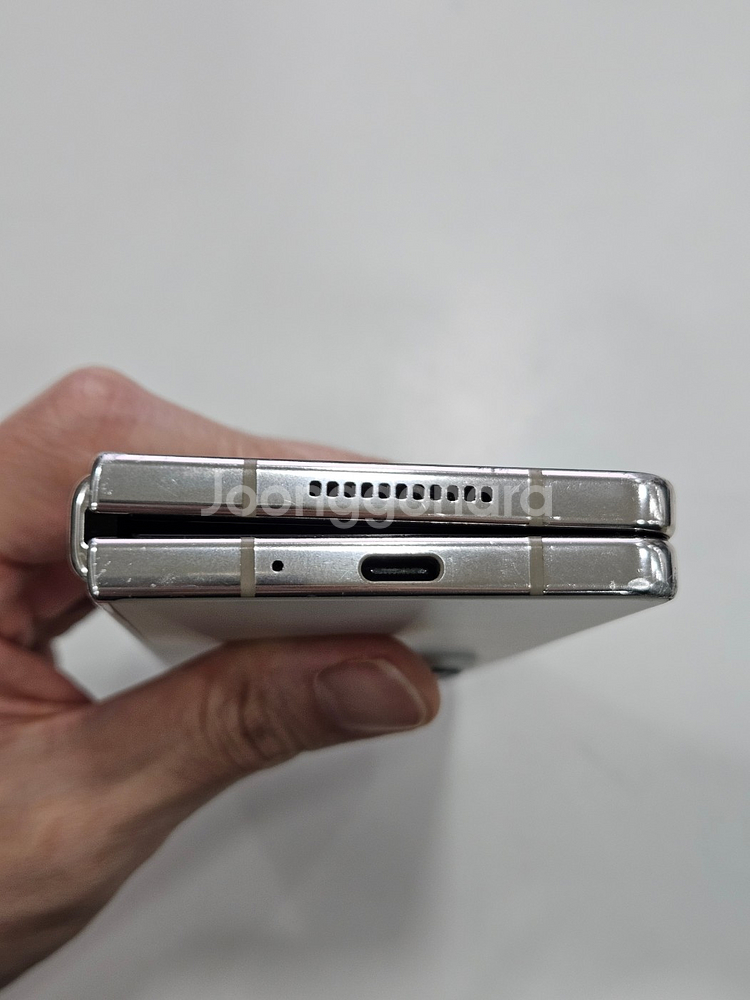 갤럭시Z폴드4 256GB 베이지--4