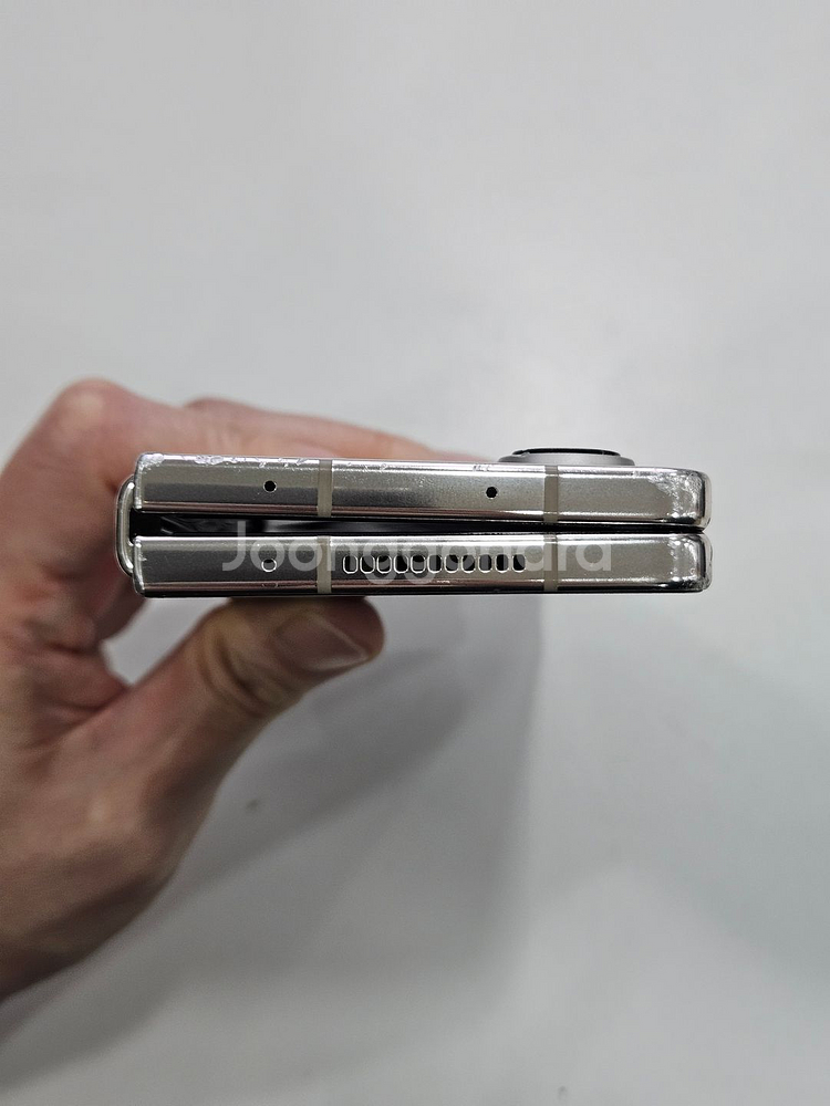 갤럭시Z폴드4 256GB 베이지--3