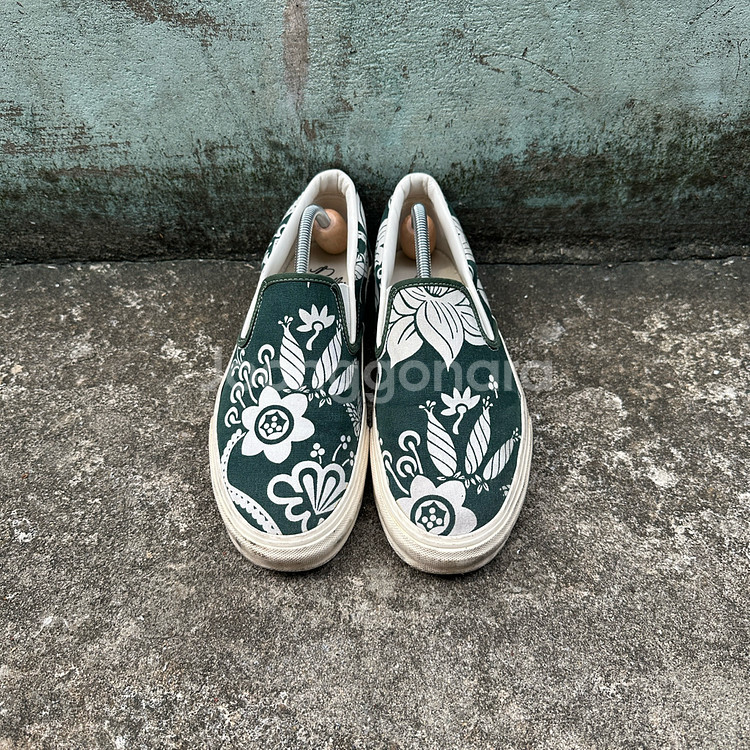 니들스 플라워 패턴 슬립온 그린 8 사이즈--1