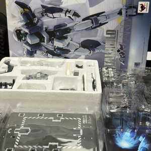 메탈빌드 아바레스트+레바테인