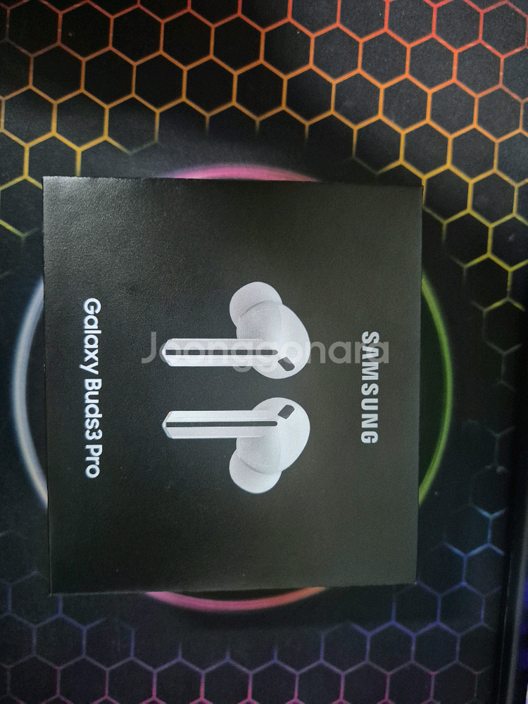 삼성 갤럭시 버즈3 프로 화이트--0