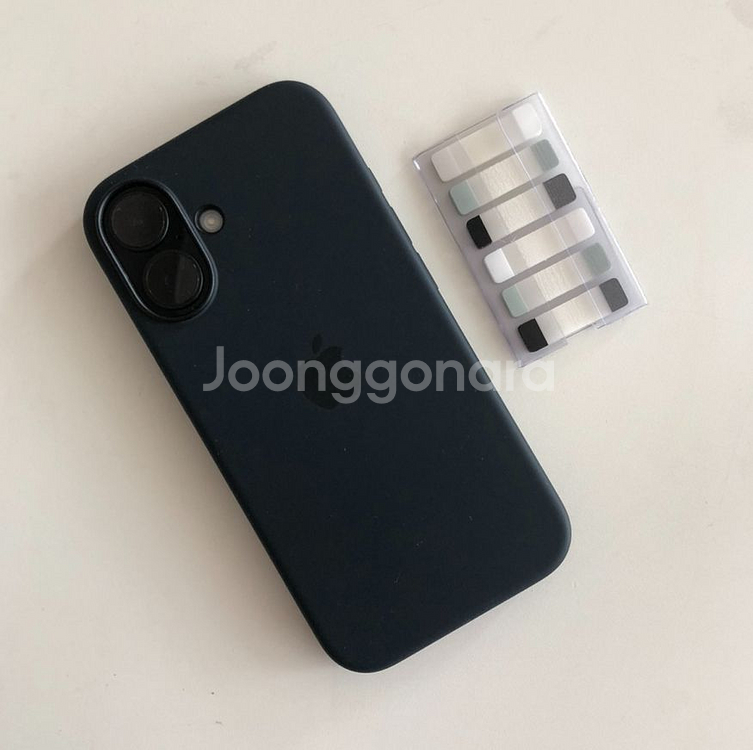 아이폰16프로 애플정품 실리콘 케이스--3