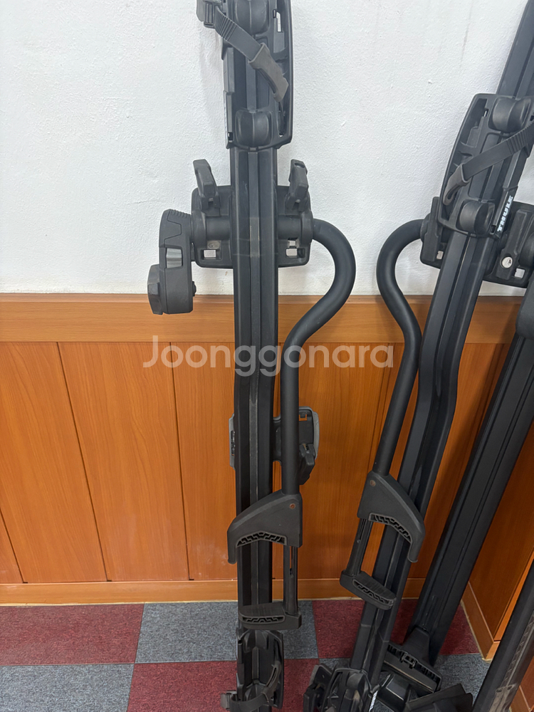 툴레 자전거 캐리어 판매합니다.--2