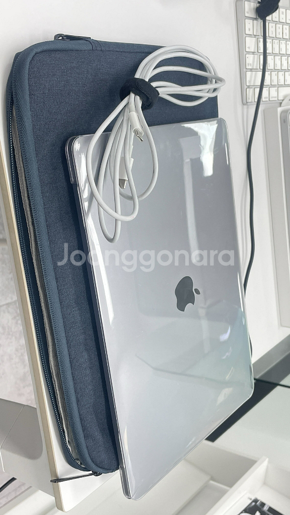 맥북 프로 M1 13인치--0