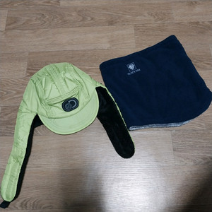 디스커버리 블랙야크 2개 방한 잡화