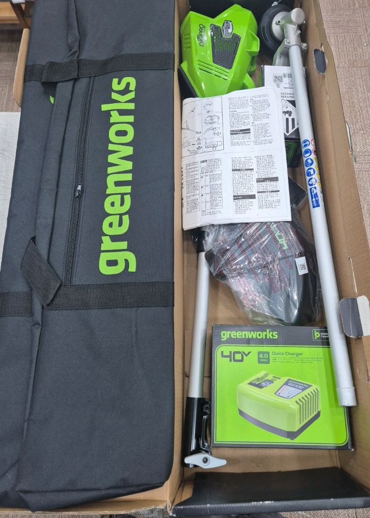 그린웍스 충전식 예초기 판매합니다 이미지