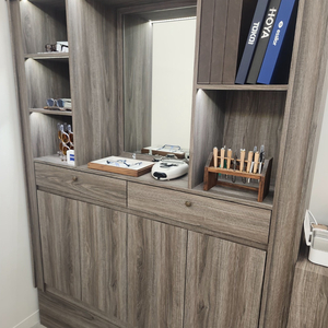 거울부착 진열장