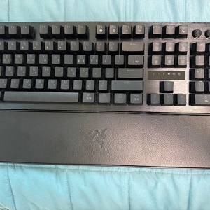 레이저 헌츠맨 v3 프로 풀 배열 키보드