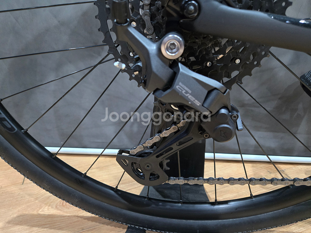 26 트렉 FX 4 카본 하이브리드 자전거 (S사이즈)--2