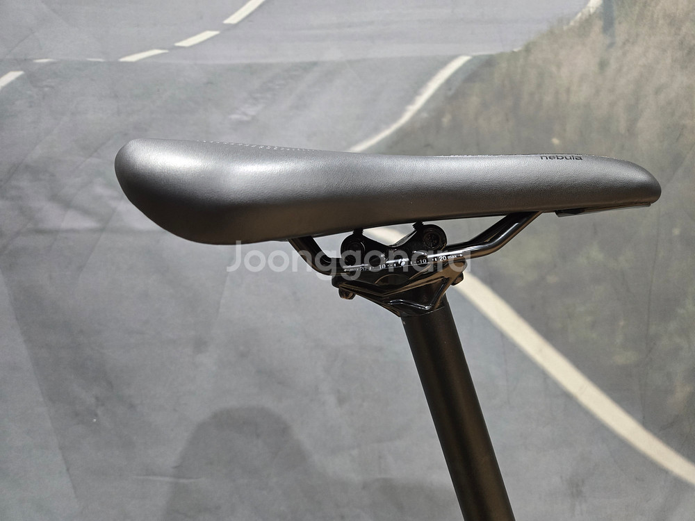 26 트렉 FX 4 카본 하이브리드 자전거 (S사이즈)--6